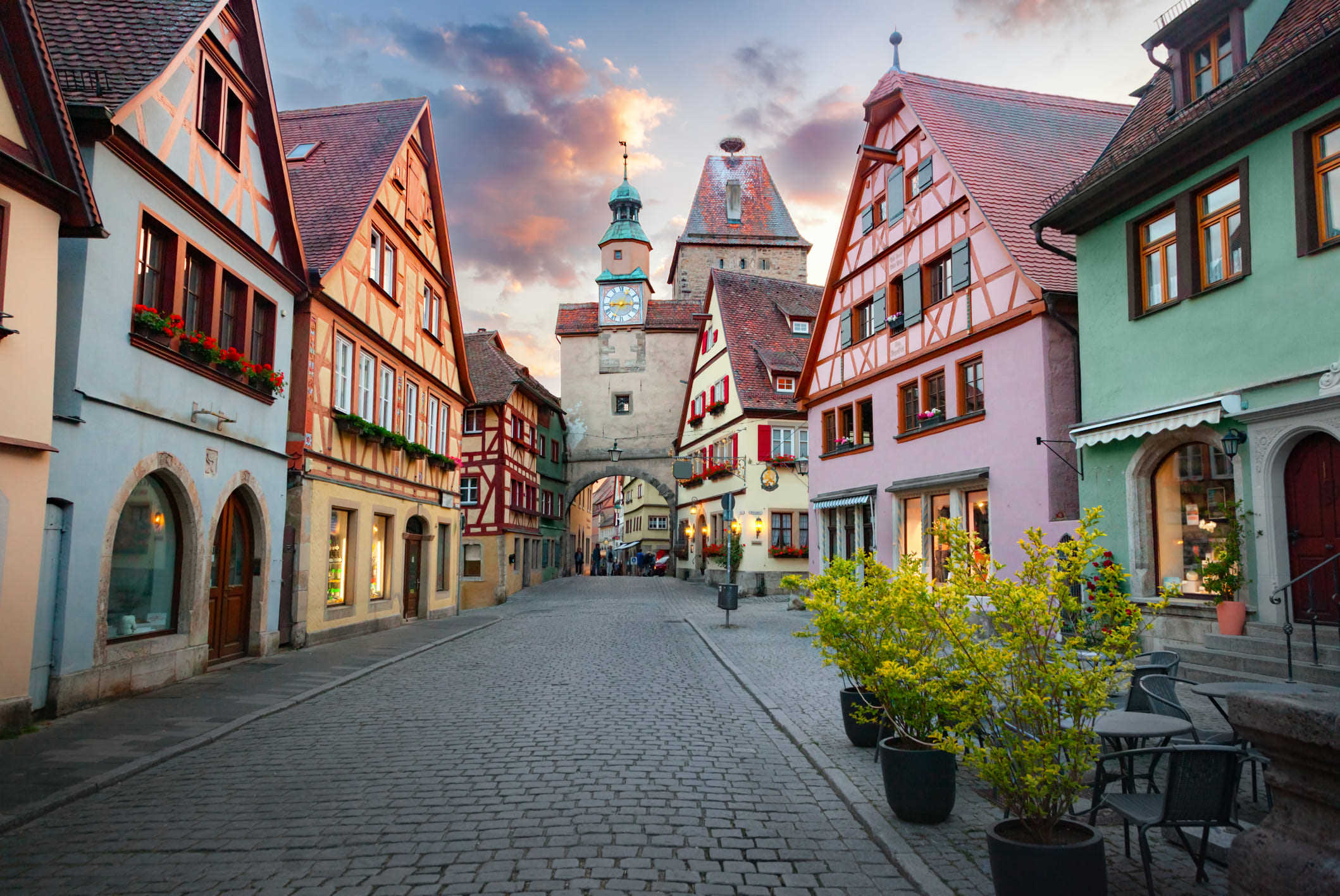 Hotel Garni im Kresi Ansbach Hotel Garni in hervorragender Lage zu verkaufen Bild 0
